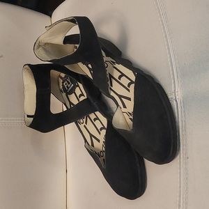 Fly London "PATS805" wedge